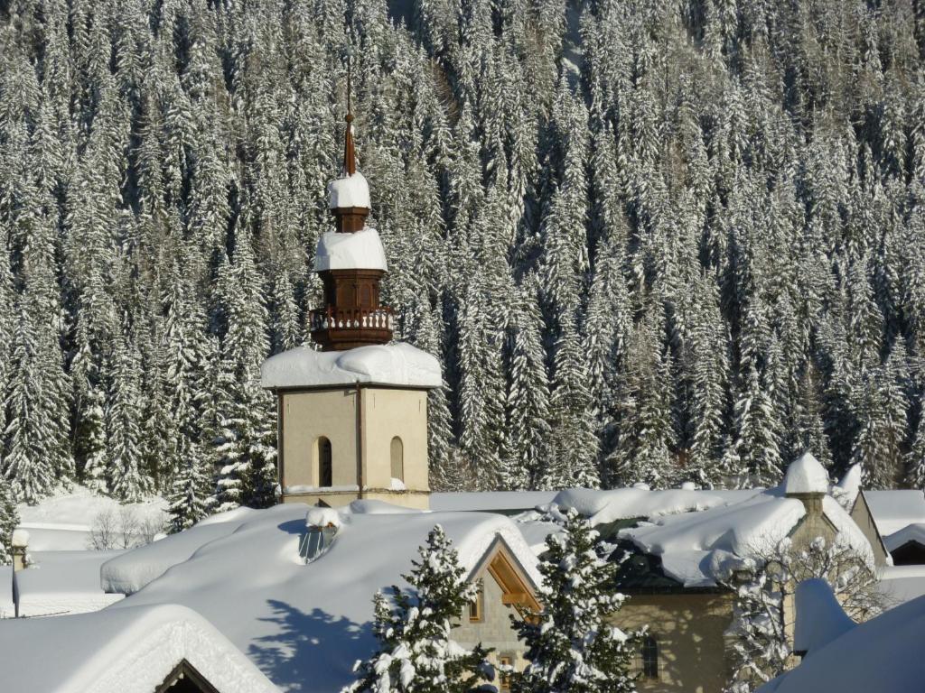 Hotel Restaurant La Couronne Chamonix Zewnętrze zdjęcie