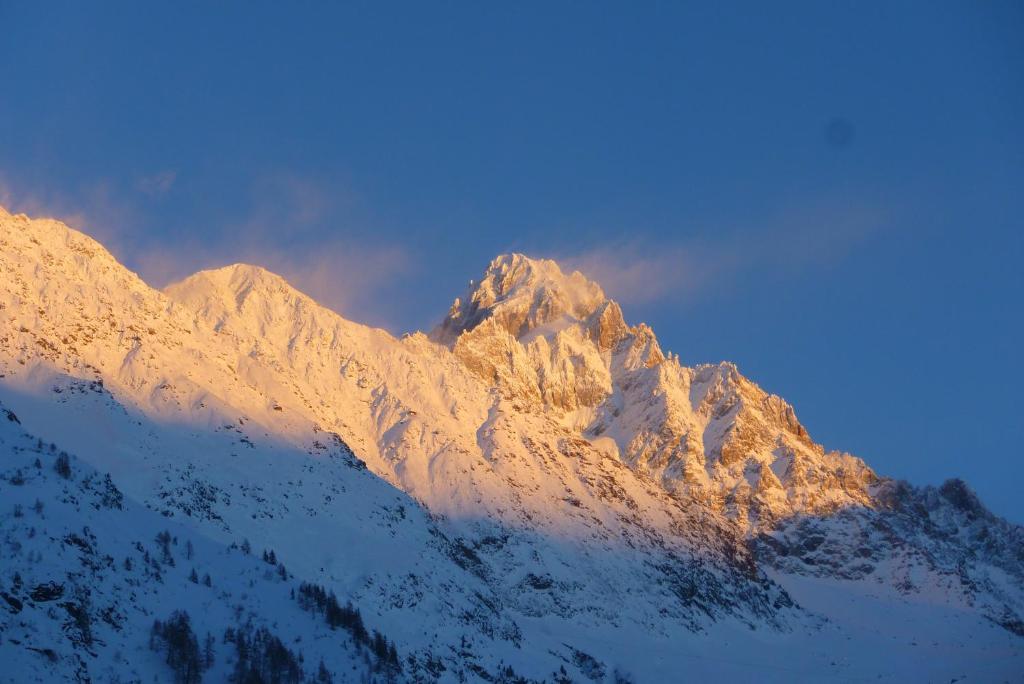 Hotel Restaurant La Couronne Chamonix Zewnętrze zdjęcie
