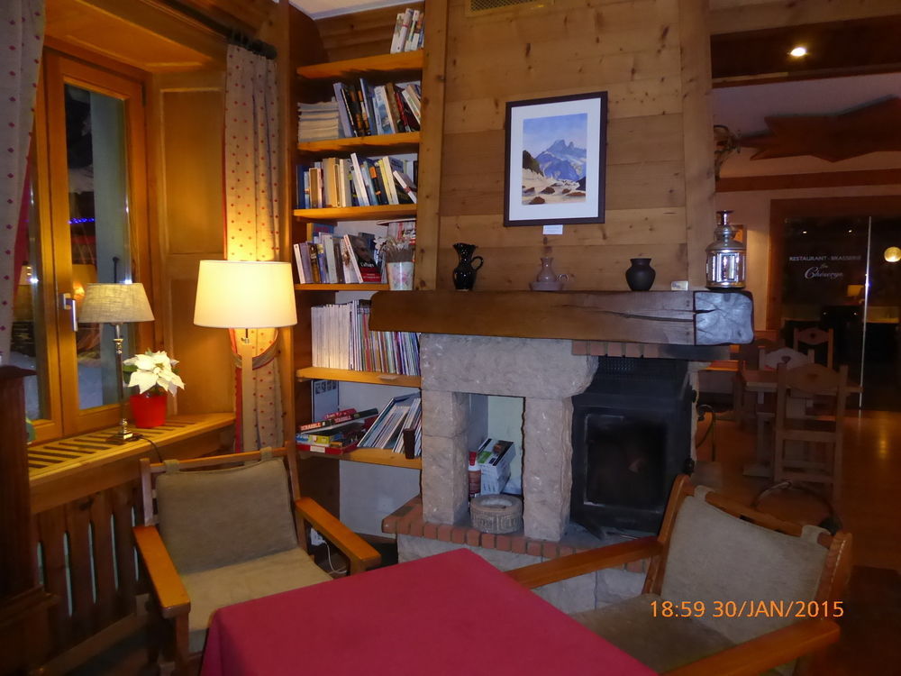 Hotel Restaurant La Couronne Chamonix Zewnętrze zdjęcie