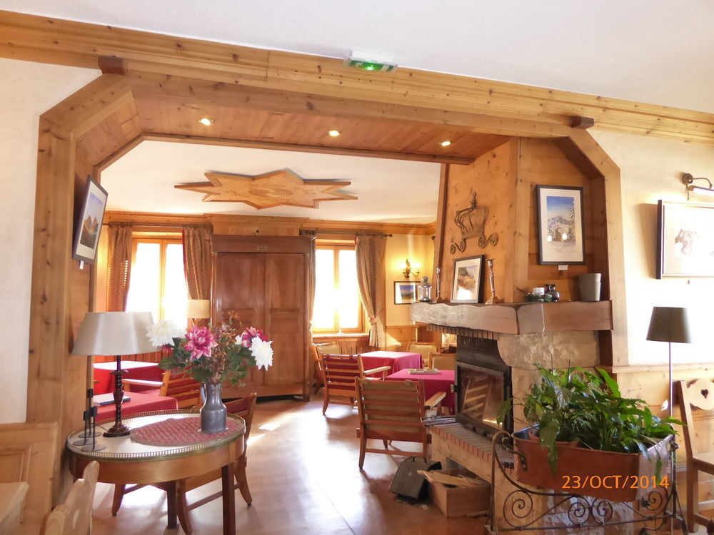 Hotel Restaurant La Couronne Chamonix Zewnętrze zdjęcie