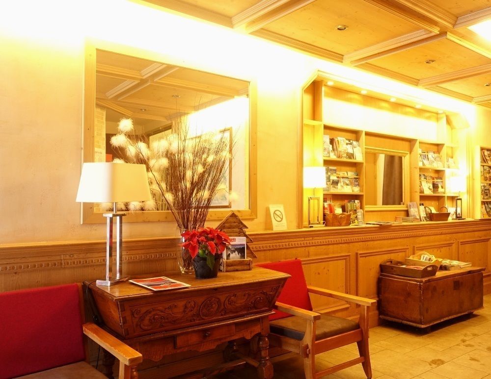 Hotel Restaurant La Couronne Chamonix Zewnętrze zdjęcie