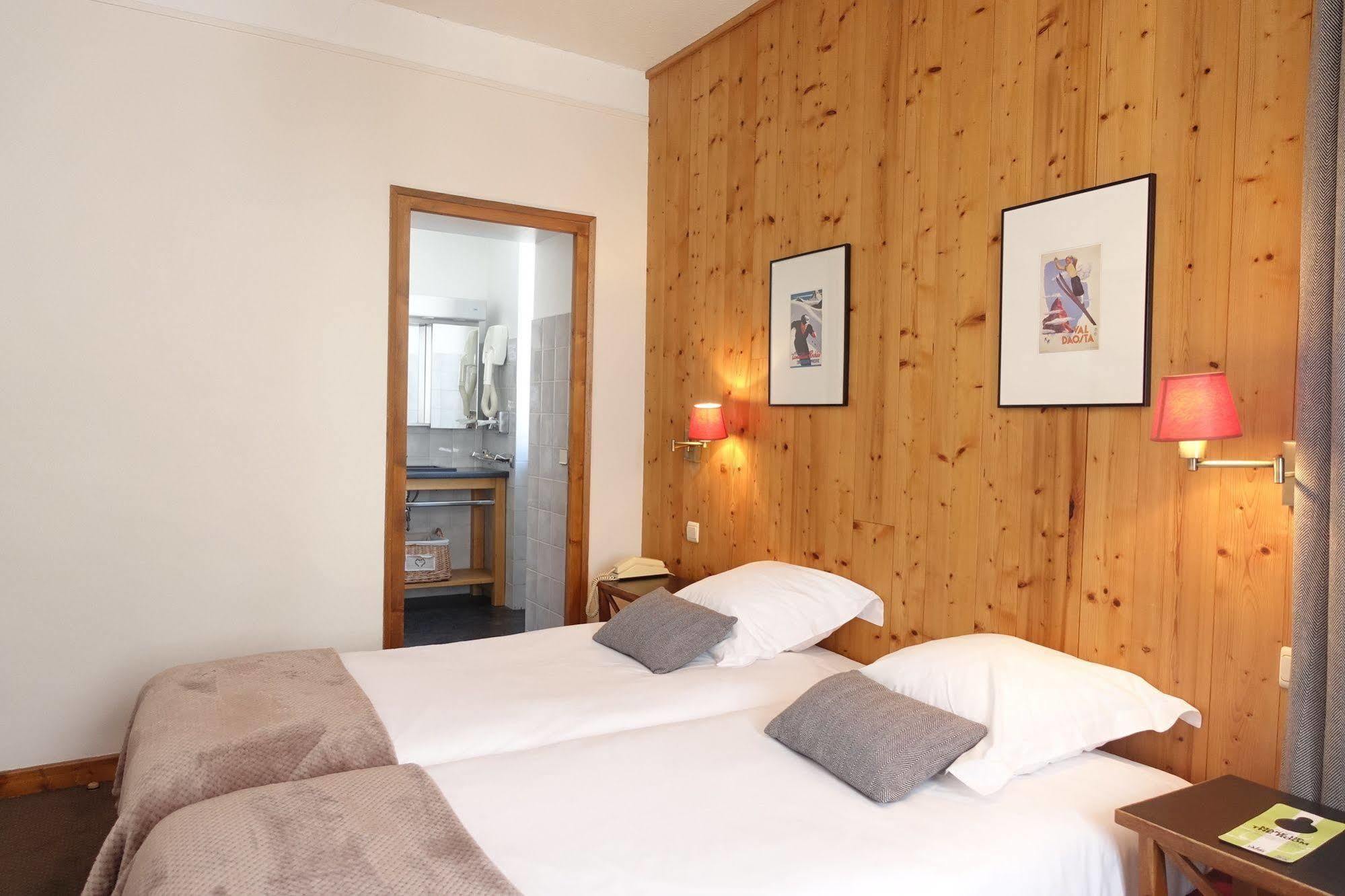 Hotel Restaurant La Couronne Chamonix Zewnętrze zdjęcie